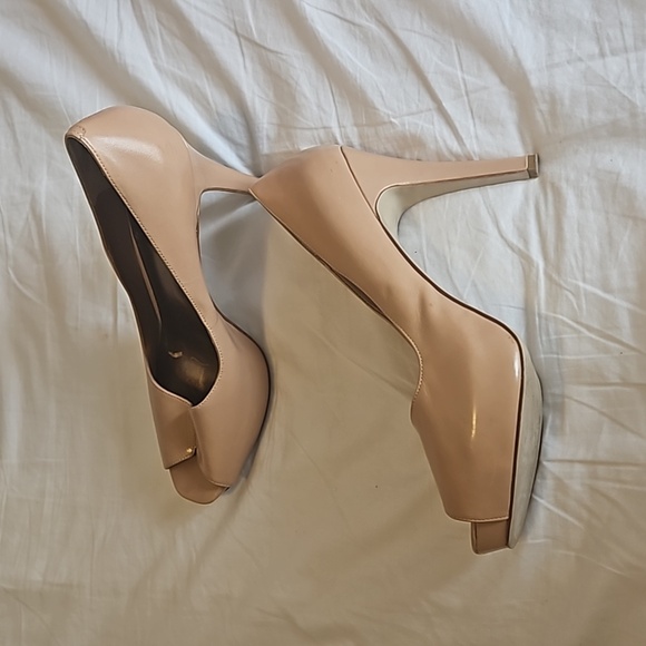 Nine West Nude Peep Toe Heels Size 10 - Picture 2 of 6